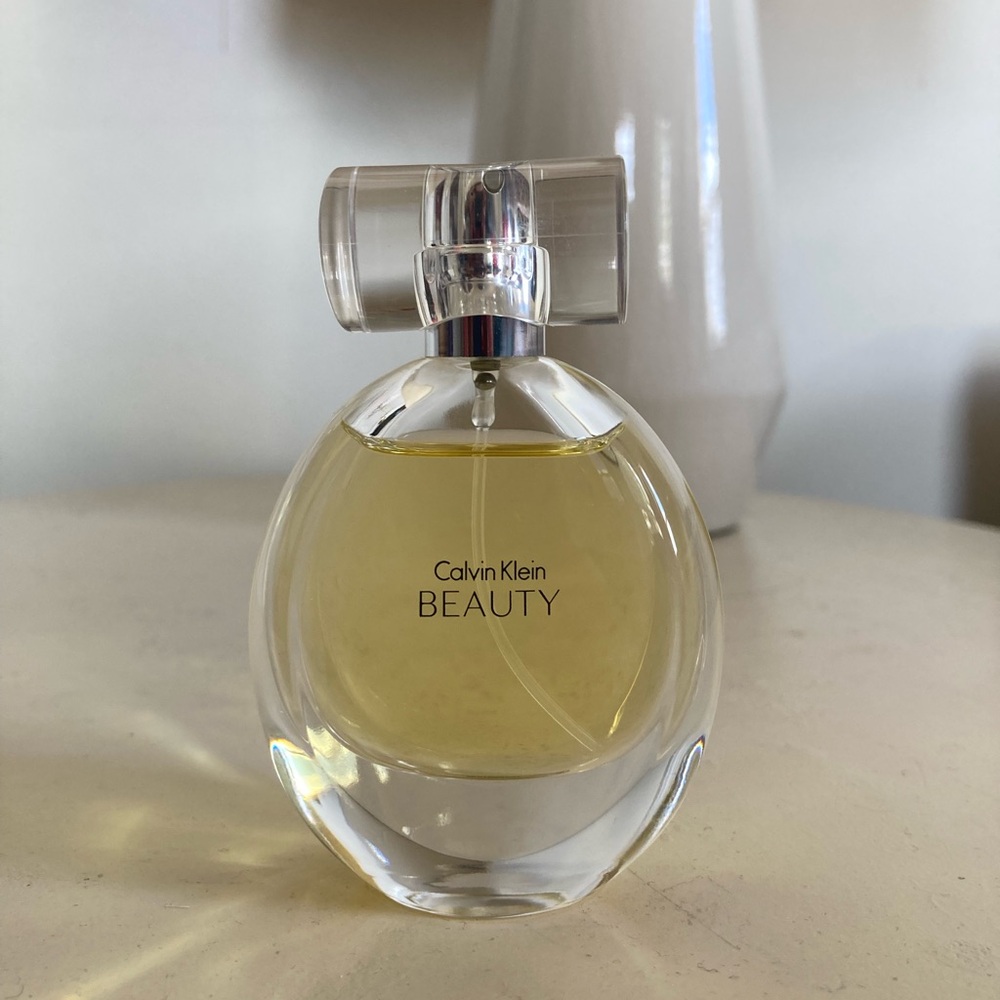 Calvin Klein Beauty EDP perfume fragrance 1.0 fluid ounces